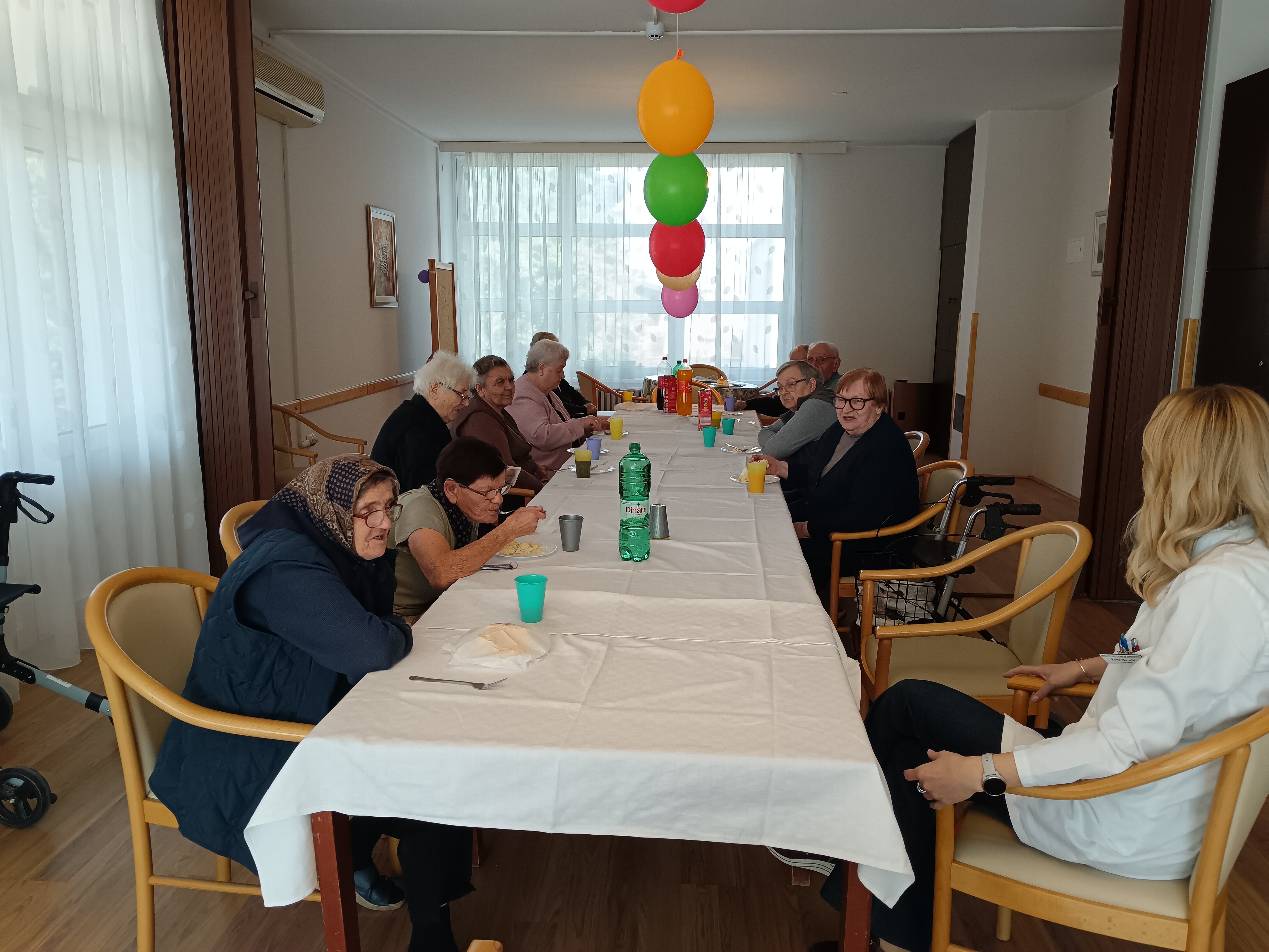 PROSLAVA ROĐENDANA KORISNIKA ROĐENIH U TRAVNJU